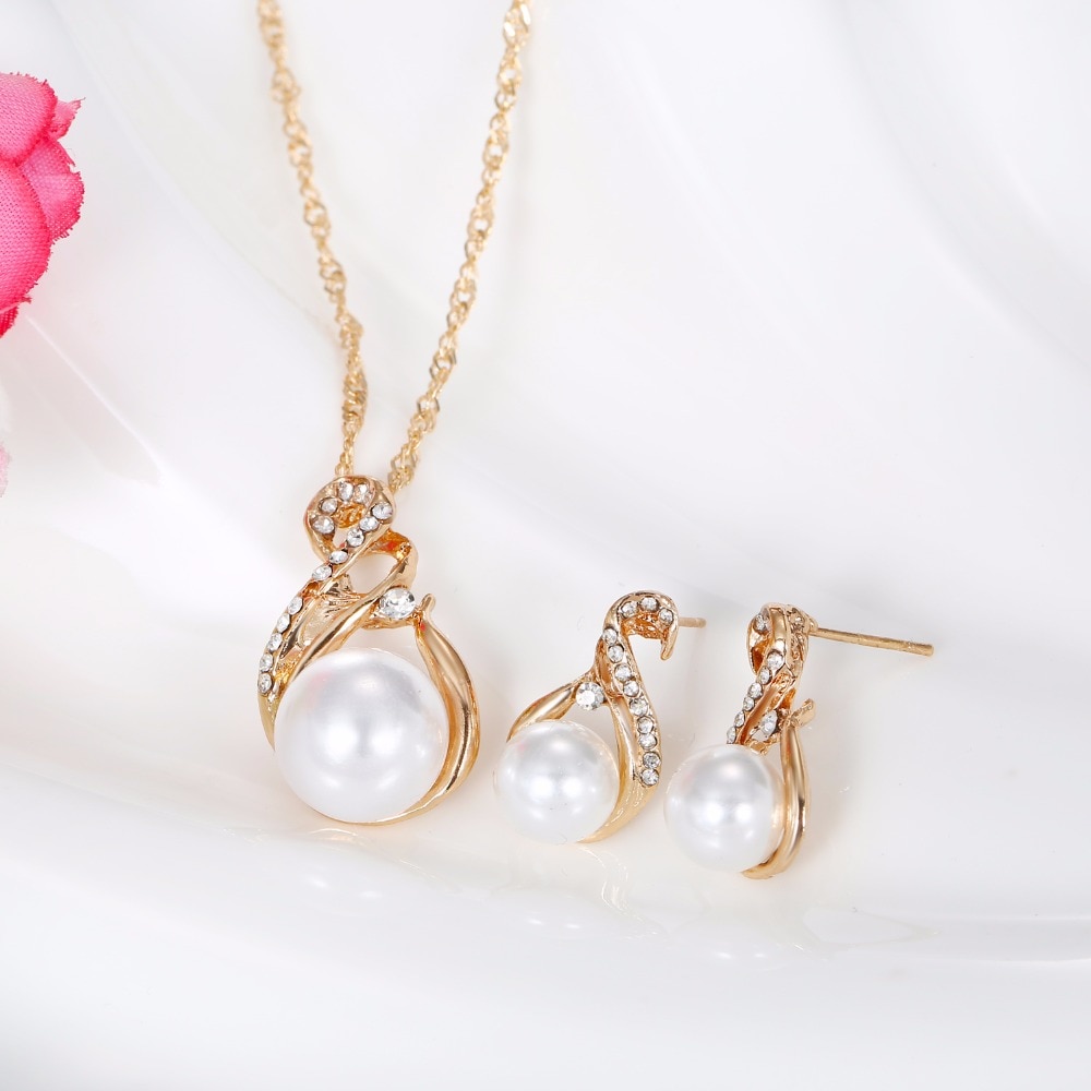 Women's Pearl Drop Earrings and Necklace Set