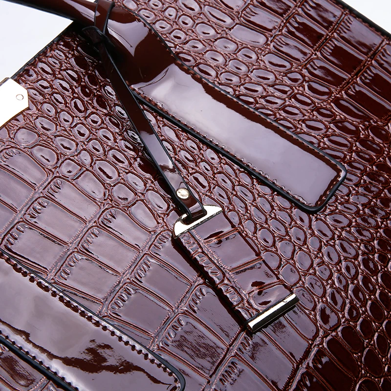 Women's Luxury Crocodile Patterned Handbag