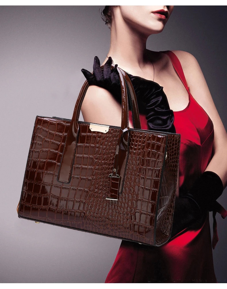 Women's Luxury Crocodile Patterned Handbag