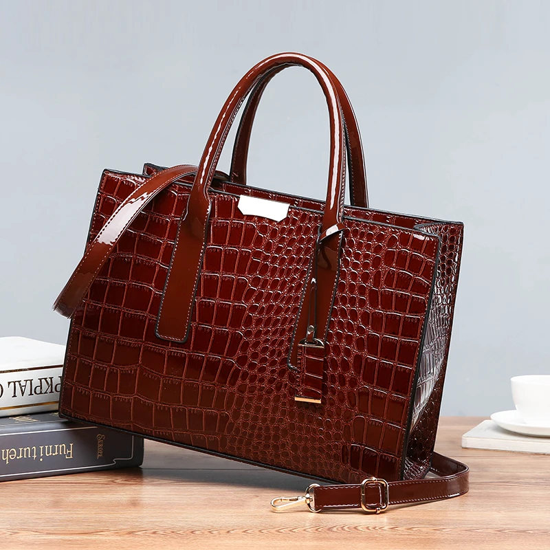 Women's Luxury Crocodile Patterned Handbag